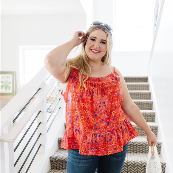 Ditzy Floral Tank in Coral - Picture 8 of 10